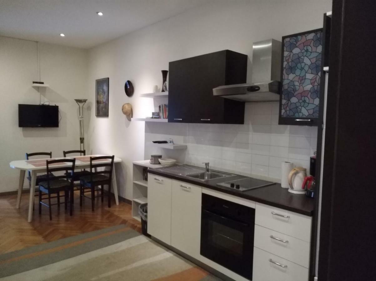 Sedam Bisera Kaštela Exteriör bild