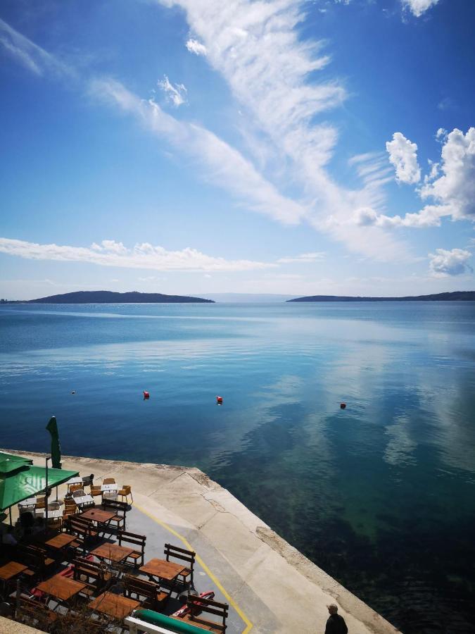 Sedam Bisera Kaštela Exteriör bild
