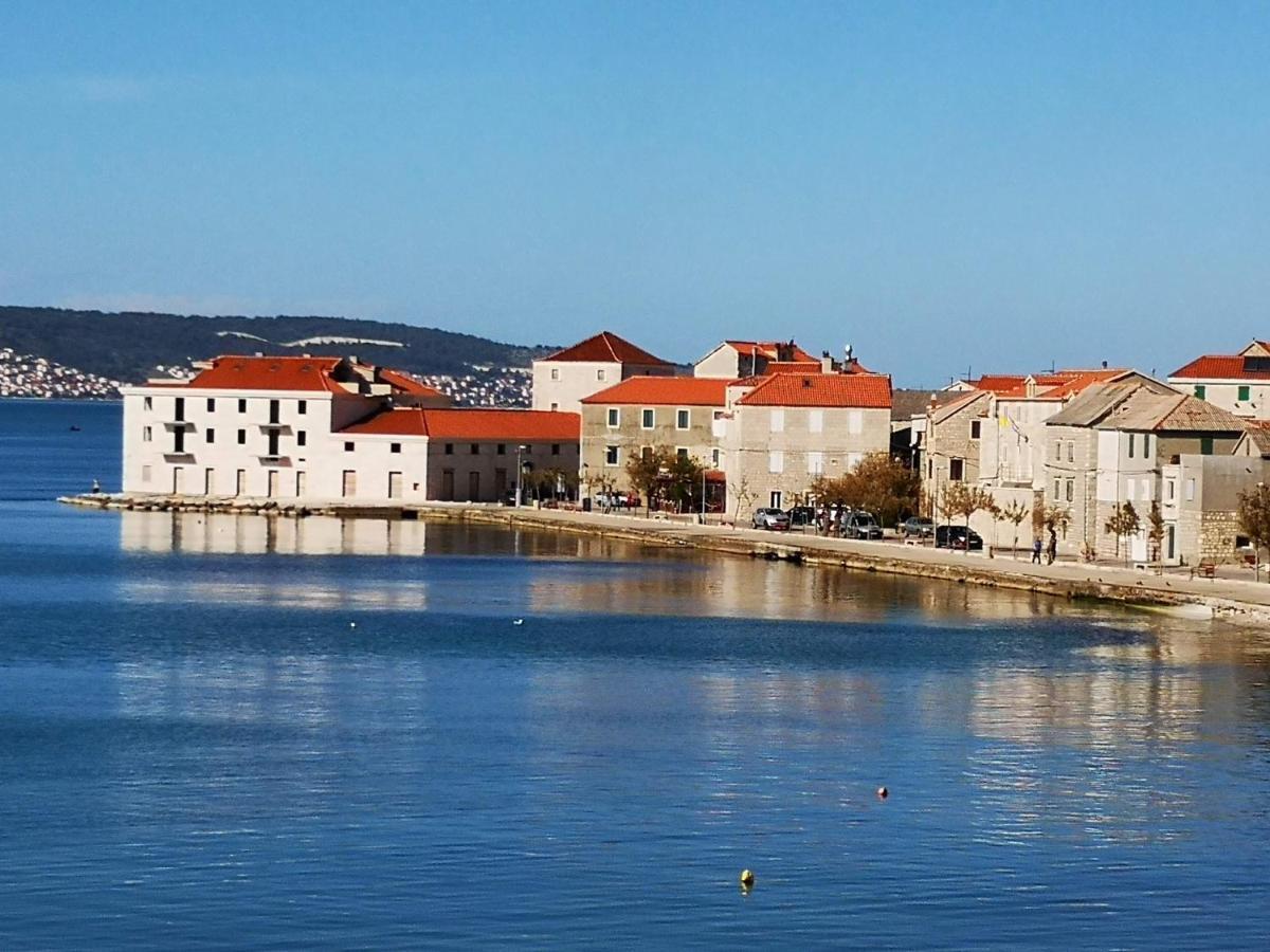 Sedam Bisera Kaštela Exteriör bild